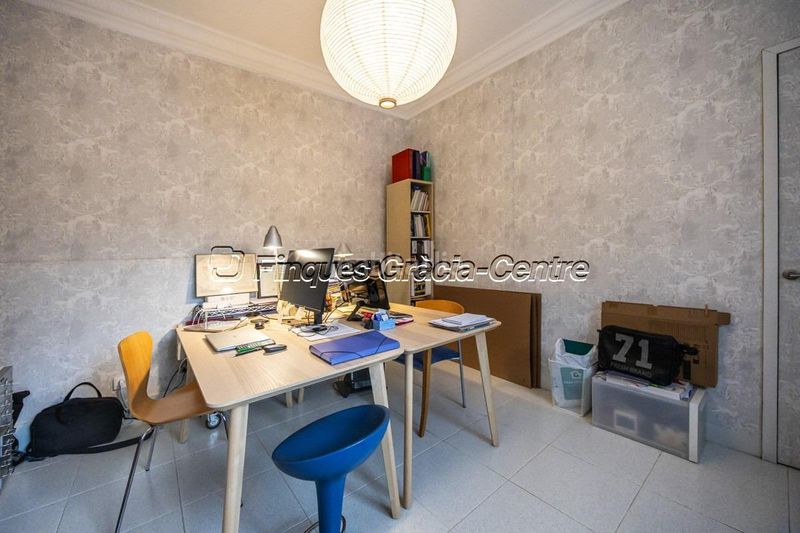 Foto f2b53e78-5486-4a78-98da-78956960f387. Casa  en venta en el centro en Centre Sabadell
