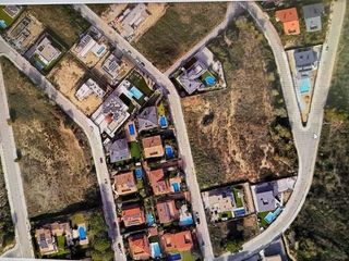 Terreny residencial a Carrer de la Tramuntana