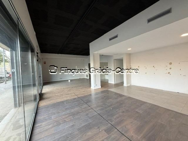 Foto d888b190-189e-43e5-92e7-91b2b8cc4286. Alquiler local comercial  en alquier en rambla europa en Barberà del Vallès