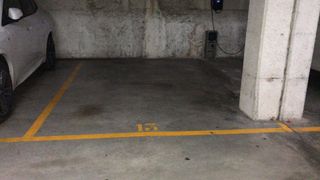 Lloguer Aparcament cotxe a Carrer casanovas i bosch de 58. Plaza de parking en alquiler en el centro