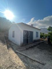 Finca rústica  Calle masil. Terreno con casita en sanet y negrals