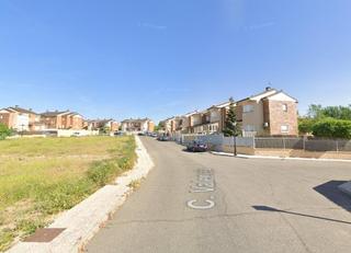Xalet a Ugena. Vivienda en ugena