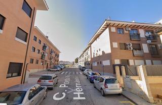 Pis  Calle poeta miguel hernandez. Vivienda en yuncler