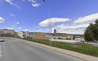 Casa adossada a Mengíbar. Vivienda en el mengibar
