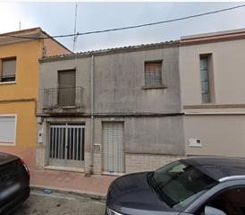 Casa adossada  Calle sant felip. Vivienda adosada en piles, zona centro