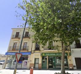 Pis  Calle maria auxiliadora. Piso en utrera