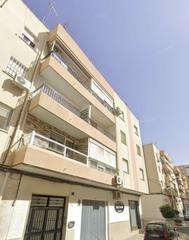 Pis  Julio g relampaguito. Piso en almeria