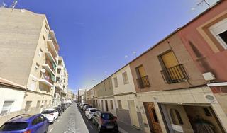 Casa  Carlos anton pastor. Casa en elche