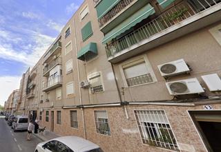 Pis  Diego pascual oliver. Piso en elche