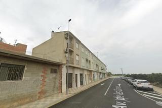 Casa  Danses de les. Casa en guadassuar
