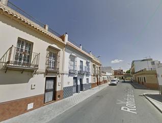 Maison  Zarzuelas de las. Casa en utrera