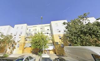 Appartement  Auxilio de cristianos. Piso en sevilla