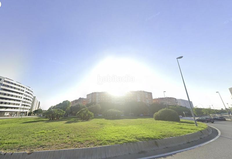 Foto 412eb4a4-4818-4391-a414-58b25c31d12a. Local comercial a colores - entreparques Sevilla