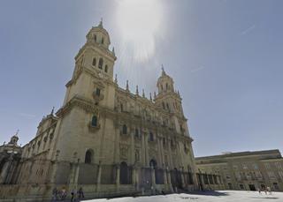Pis a Ctra. Circunvalación - La Magdalena. Piso en jaen
