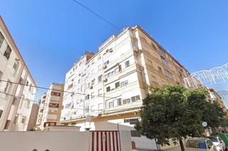 Flat  Calle calpe. Vivienda en huelva