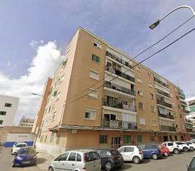 Flat  Pic d'aneto. Piso en palma