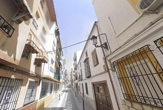 Casa  Calle nueva. Venta en condiciones especiales  cesión de remate