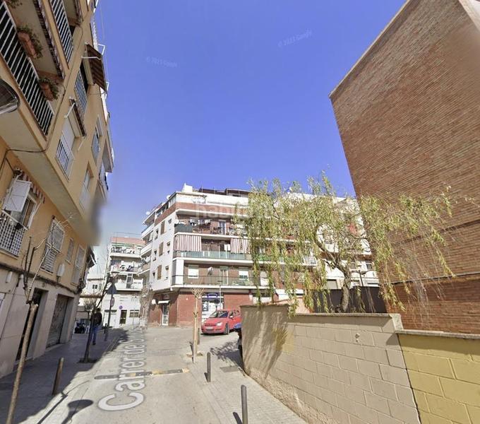 Foto 1af08907-eeab-45e0-b1cd-aee2c84753bf. Piso  en Llefià Badalona