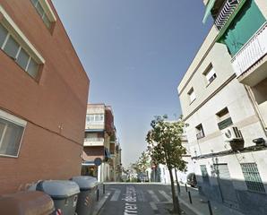 Etagenwohnung  Lepant. Piso en badalona