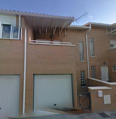 Casa adossada  Calle juana cisneros. Vivienda en torija