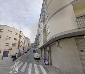 Etagenwohnung  Estadi. Piso en badalona