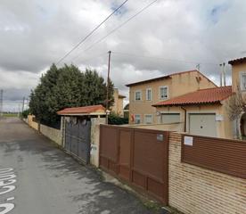 Chalet  Calle del cedro. Vivienda en ugena