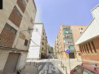 Pis  Bombers madern i clariana. Piso en  mataro