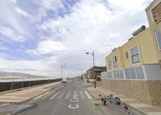 Casa a Carretera Mojonera - Cortijos de Marín. Vivienda en roquetas de mar