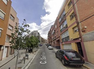Etagenwohnung  Dalt dels banus. Piso en santa coloma de gramenet