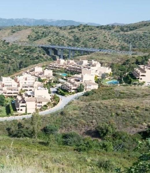 Foto dfd92c1e-a3fc-4d11-84e0-ed6dbadd4ec9. Planta baixa amb aparcament piscina a El Rosario - Ricmar Marbella