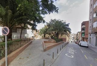 Pis  Pintor rosales. Piso en badalona