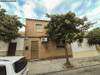 Reihenhaus  Calle enrique ii. Vivienda en cordoba