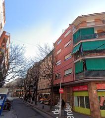 Attique  Calle mossen cinto verdaguer. Vivienda en santa coloma de gramenet