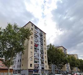 Appartement  Carrer marques de montroig. Vivienda en badalona