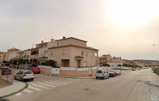 Casa a schiera  Calle baix ebre. Vivienda en el vendrell