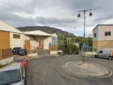 Foto b1b28ed2-807a-4389-80b1-57607d1425aa. Fabrikhalle in Zona Nord Alcoi
