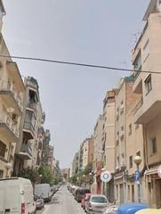 Pis  Calderon de la barca. Piso en badalona