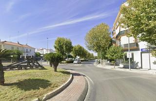 Casa adossada  Ronda ronda del ferrocarril. Vivienda en écija
