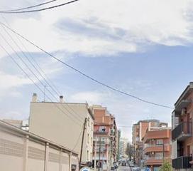 Flat  Mare de deu de lourdes. Piso en rubi