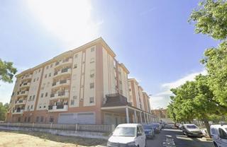Etagenwohnung in Salesianos. Vivienda en utrera