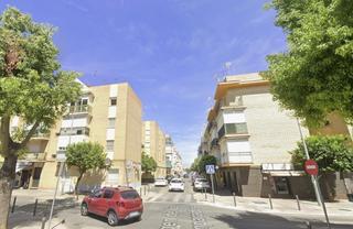 Pis  Calle virgen de los desamparado. Vivienda en dos hermanas