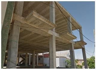 Edificio  Calle mayor. Obra en construcción en robledo