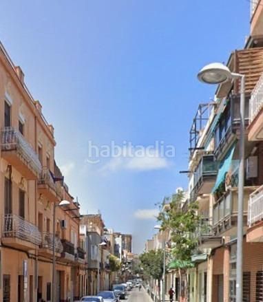 Foto f6508e63-bd8a-41ad-864f-de2b4068a7a2. Pis a Artigues Badalona