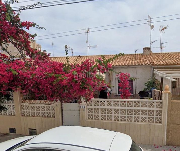 Foto d82b9386-8fe4-4c35-9ee9-e988a7e64af2. Casa a nueva Torrevieja Torrevieja