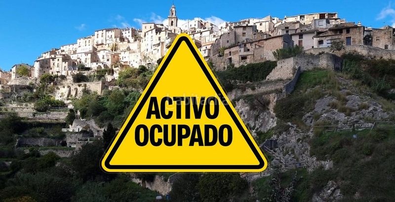 Foto 212c1865-072e-4b04-8721-e986bee26a83. Casa  en Centro Ontinyent