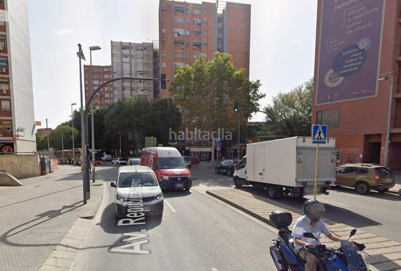 Foto f870974a-20e4-4c48-a0a7-aeea803956e5. Pis a Sant Ildefons Cornellà de Llobregat