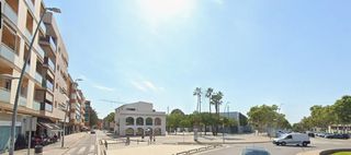 Pis  Antoni gaudi. Piso en viladecans