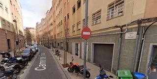Flat  Travau. Piso en barcelona