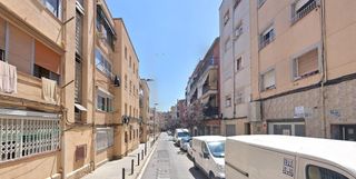 Piso  Illes canaries de les. Piso en lhospitalet de llobregat