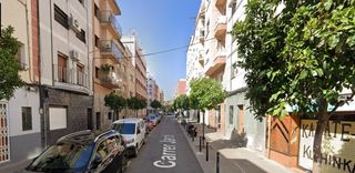 Pis  Pedraforca del. Piso en  lhospitalet de llobregat